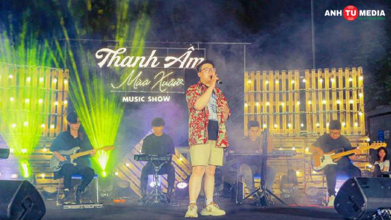 Anh-tu-media-to-chuc-dem-nhac-acoustic-thanh-am-mua-xuan-7