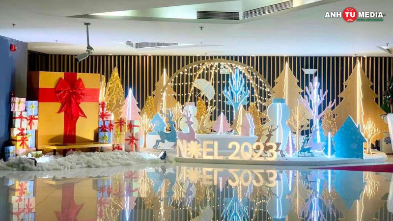 Anh-tu-media-to-chuc-su-kien-giang-sinh-9