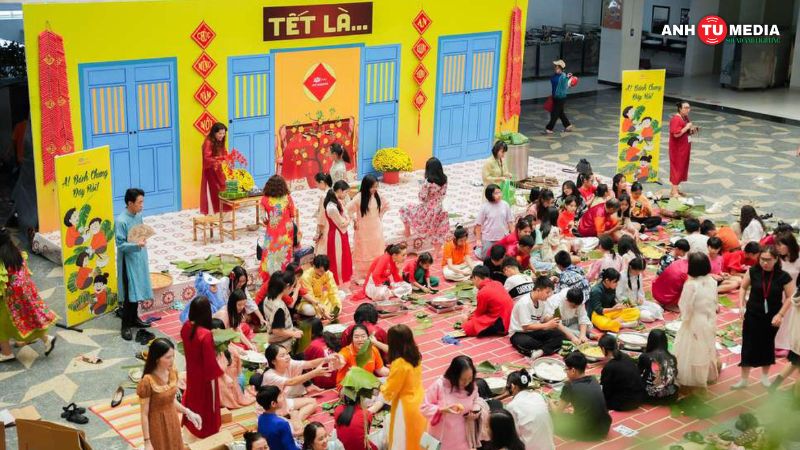 Anh-tu-media-to-chuc-su-kien-tet-2024-4