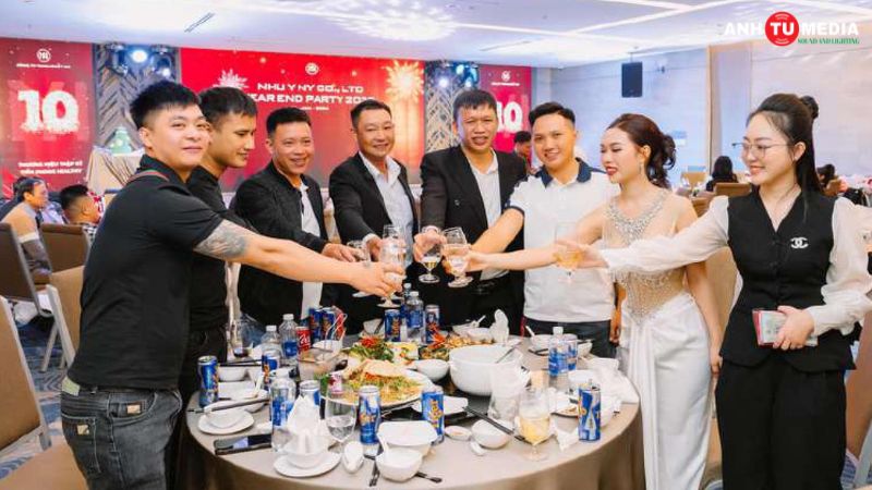 Anh-tu-media-to-chuc-year-end-party-cho-cong-ty-tnhh-nhu-y-ny-1