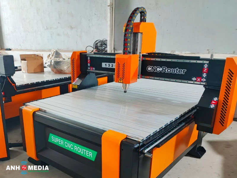 Cat-cnc-alu-anhtumedia