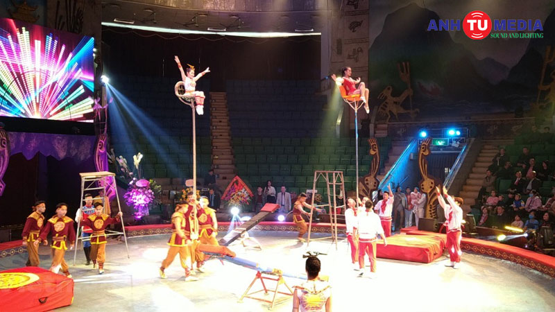 cho-thue-nhan-su-bieu-dien-xiec-nghe-si-nghe-thuat-tai-da-nang-anhtumedia