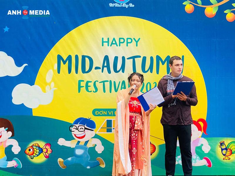 Chuan-bi-nhan-su-cho-to-chuc-su-kien-trung-thu-anhtumedia