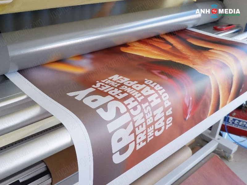 Phan-biet-dich-vu-in-decal-va-in-pp-anhtumedia