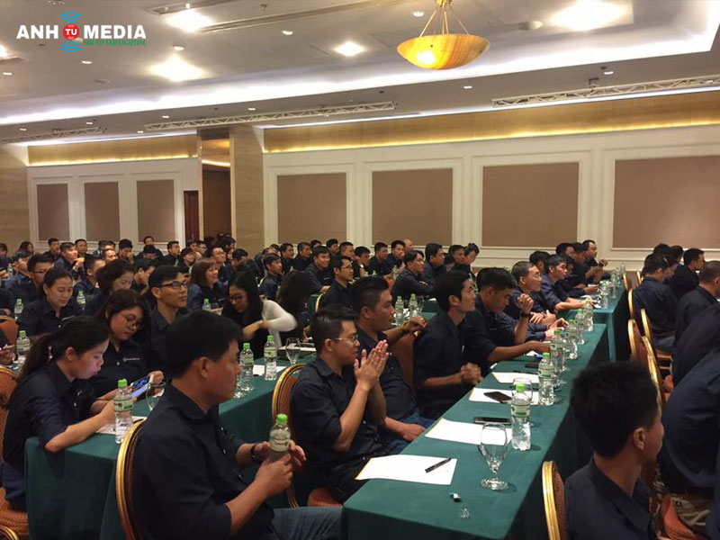 Quang-ba-gioi-thieu-san-pham-va-dich-vu-anhtumedia