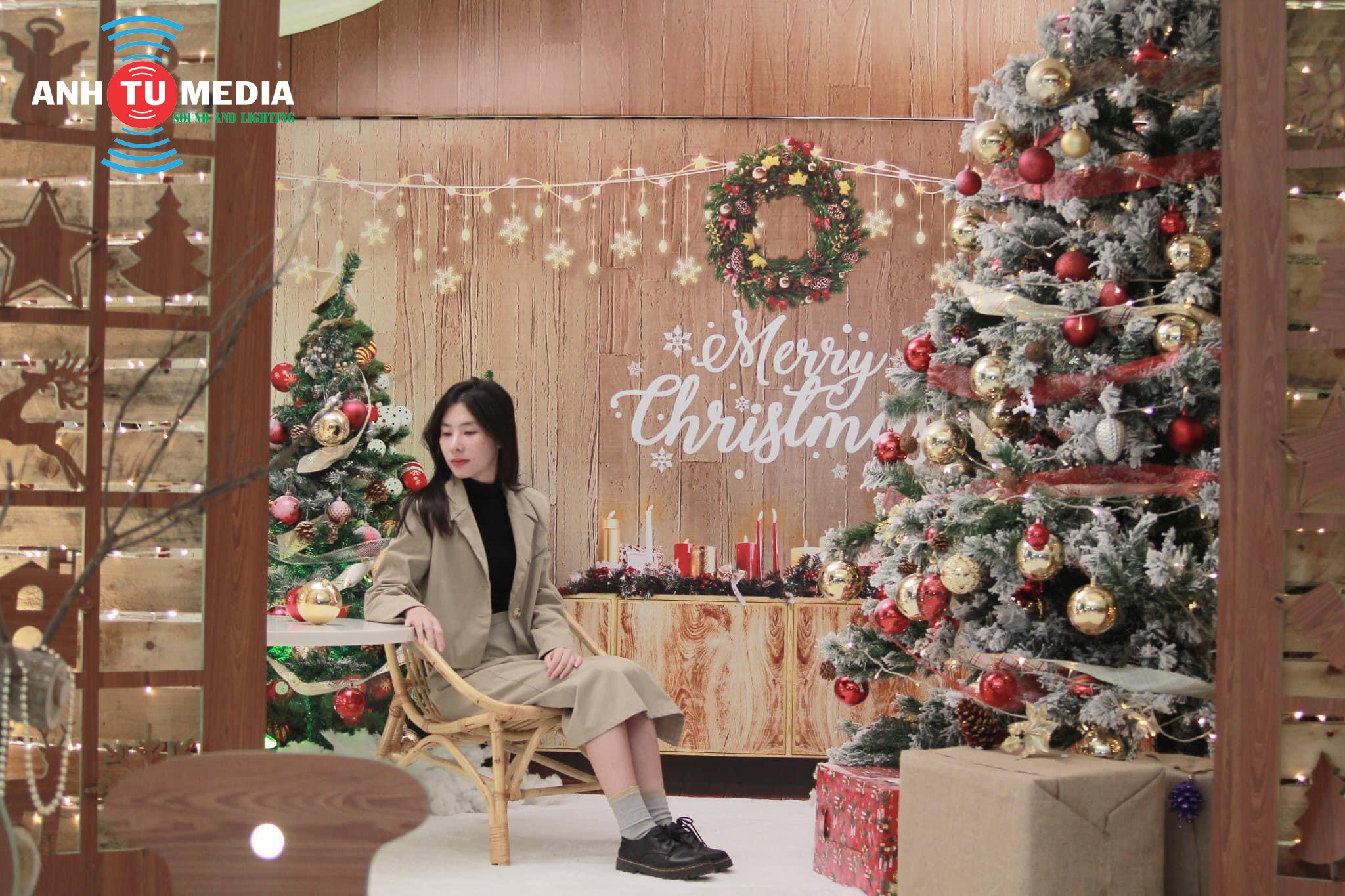 Trang trí không gian Noel