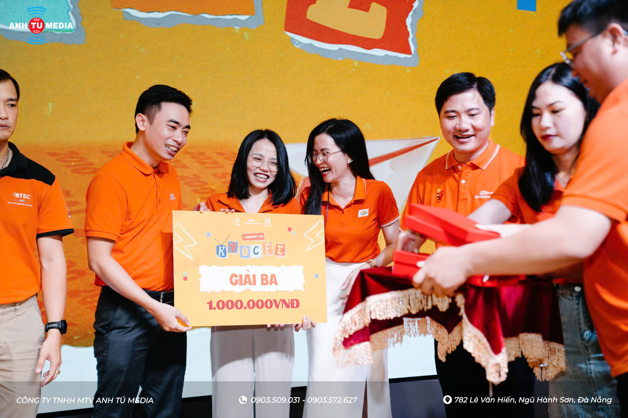 Z5968602839535_4f6cd4d18b3abc44afd12f9d55a3f239