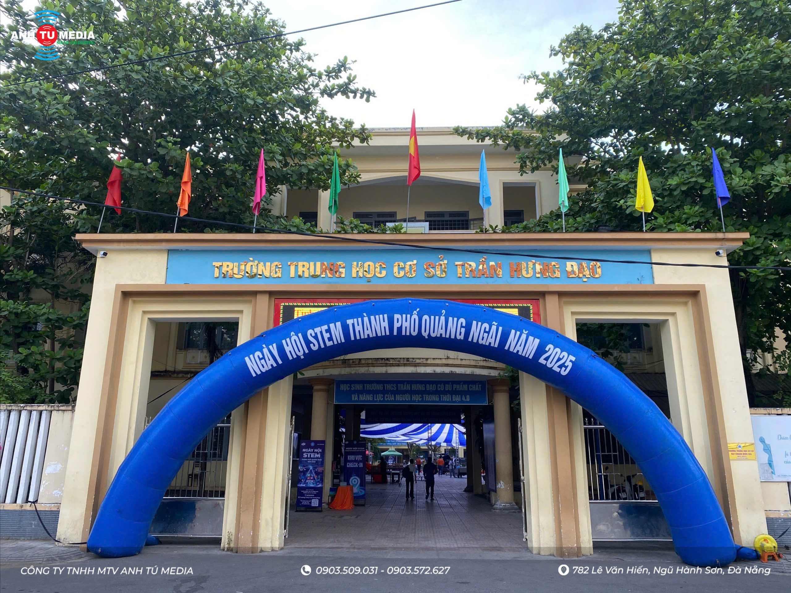 Cổng chào ngày hội Quảng Ngãi Stem Day 2025
