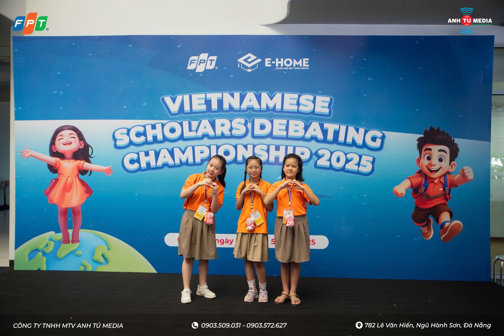 sân chơi học thuật