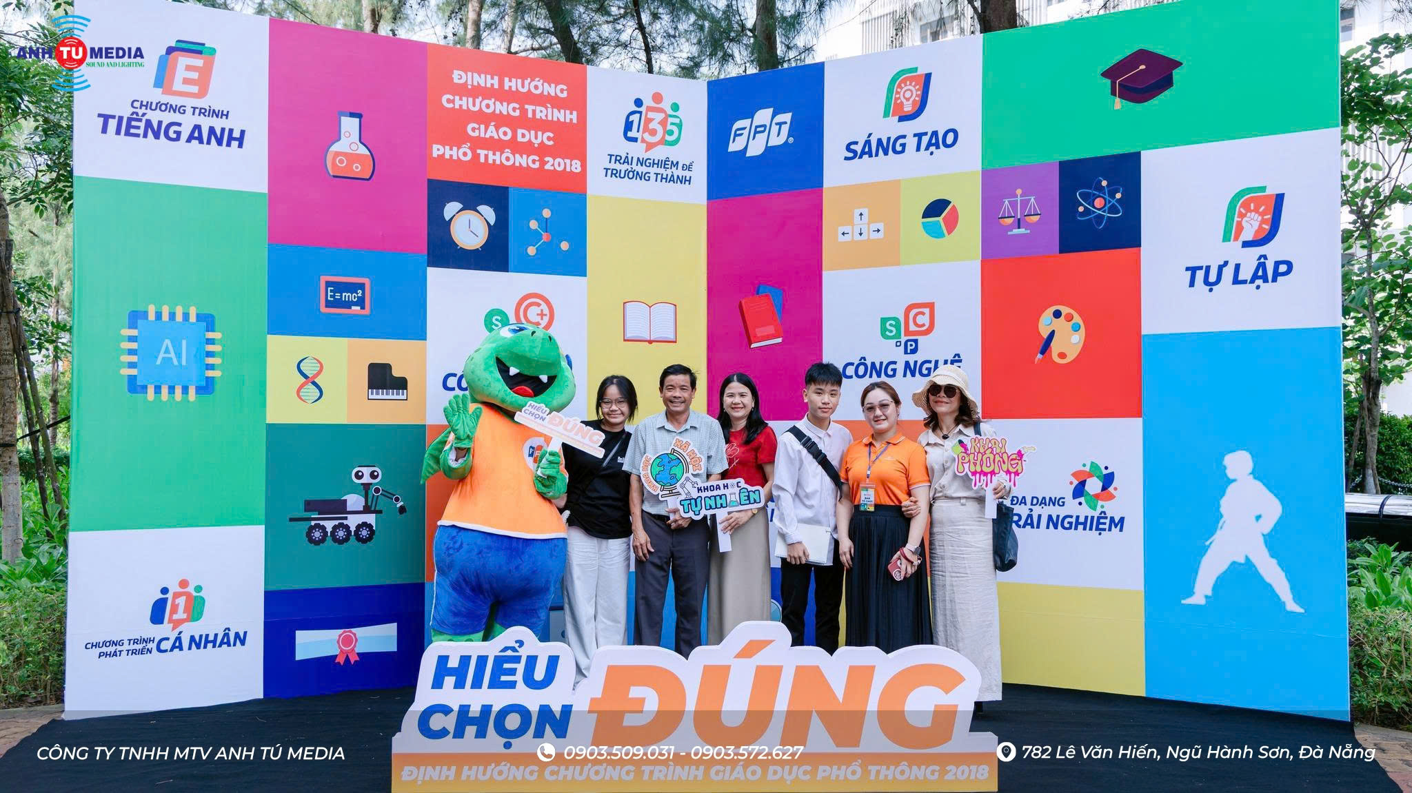 Z6770026313440_928cc8b916448f142e5edc14f6384753